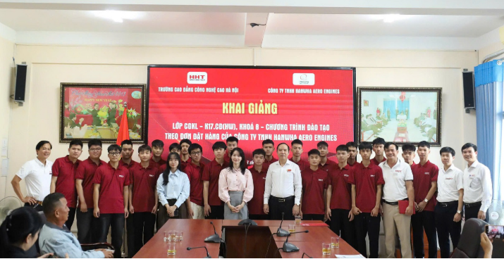 Khóa 8 ''Kỹ sư thực hành'' HHT – Hanwha: Đào tạo từ nhu cầu doanh nghiệp, mở lối việc làm cho sinh viên